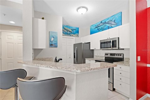 Copropriété à vendre à Sarasota, Floride: 2 chambres, 108.14 m2 № 1377846 - photo 9