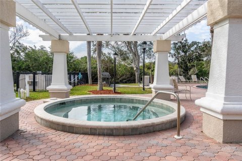 Copropriété à vendre à Sarasota, Floride: 2 chambres, 108.14 m2 № 1377846 - photo 3