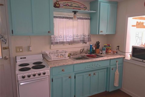 Casa en venta en Weeki Wachee, Florida, 1 dormitorio, 37.16 m2 № 1377845 - foto 7