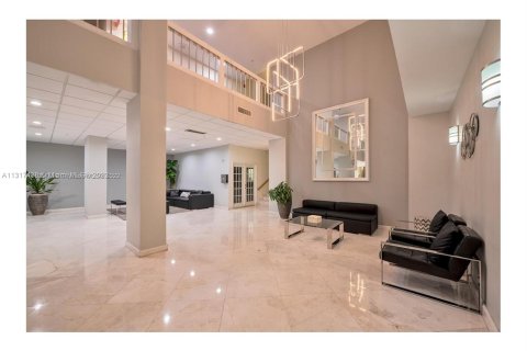 Condominio en venta en Aventura, Florida, 2 dormitorios, 98.29 m2 № 193468 - foto 16