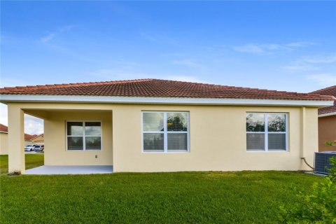 Villa ou maison à vendre à Kissimmee, Floride: 3 chambres, 158.96 m2 № 1289934 - photo 14