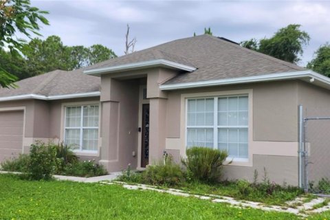 Villa ou maison à vendre à Kissimmee, Floride: 3 chambres, 166.76 m2 № 1261935 - photo 3