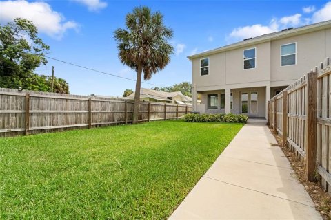 Touwnhouse à louer à Tampa, Floride: 3 chambres, 199.37 m2 № 1340886 - photo 25