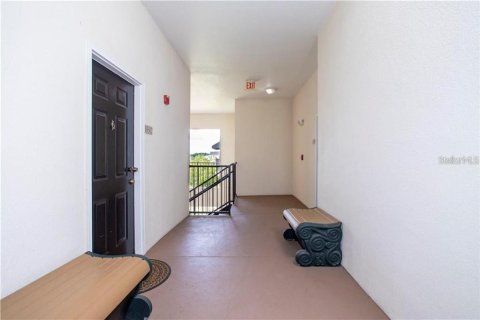 Condo in Celebration, Florida, 3 bedrooms  № 1379431 - photo 18