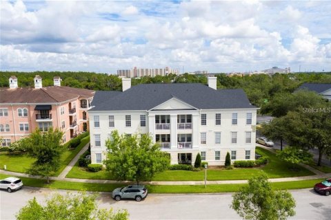 Condo in Celebration, Florida, 3 bedrooms  № 1379431 - photo 1