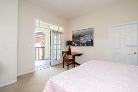 Condo in Celebration, Florida, 3 bedrooms  № 1379431 - photo 12