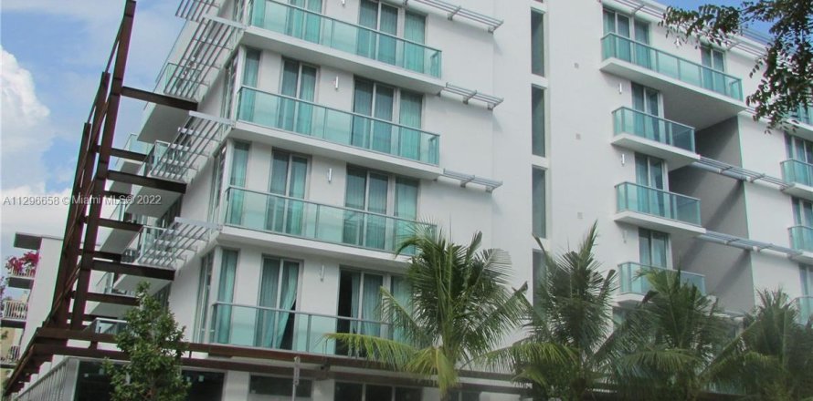 Hotel in Miami Beach, Florida 1 bedroom, 41.81 sq.m. № 151449
