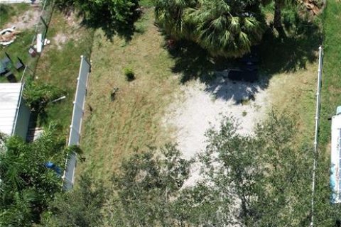 Terreno en venta en New Port Richey, Florida № 1337807 - foto 14