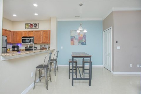 Townhouse in Orlando, Florida 2 bedrooms, 152.36 sq.m. № 1341210 - photo 5