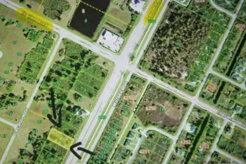 Купить земельный участок в Порт-Шарлотт, Флорида № 25765 - фото 7