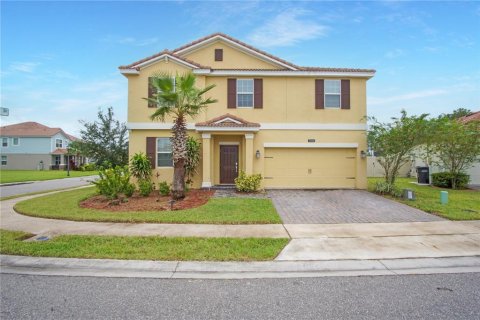 Casa en alquiler en Davenport, Florida, 5 dormitorios, 273.32 m2 № 1396672 - foto 1