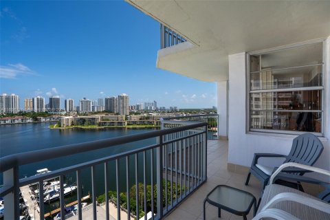 Copropriété à vendre à Aventura, Floride: 2 chambres, 149.11 m2 № 1318859 - photo 23