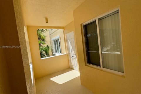 Condo in St. Lucie, Florida, 2 bedrooms  № 1221852 - photo 30