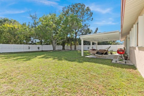 Villa ou maison à vendre à St. Lucie, Floride: 3 chambres, 101.82 m2 № 1333641 - photo 7