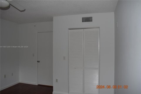 Copropriété à vendre à Coconut Creek, Floride: 2 chambres, 89.84 m2 № 1333638 - photo 10