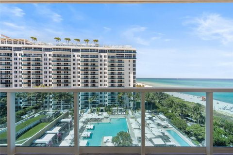 Condo in Miami Beach, Florida, 2 bedrooms  № 1333205 - photo 4