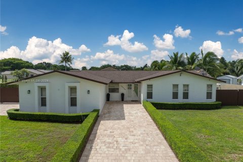 Casa en venta en Miami, Florida, 3 dormitorios, 158.21 m2 № 1352098 - foto 2