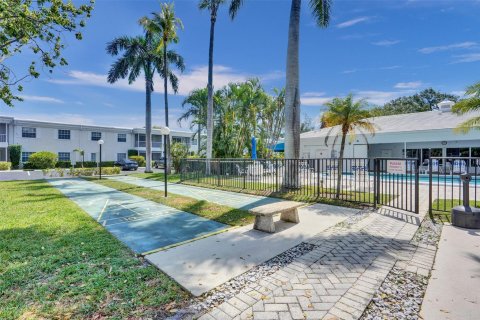 Copropriété à vendre à Fort Lauderdale, Floride: 2 chambres, 111.48 m2 № 1188746 - photo 13