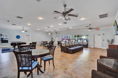 Condo in Fort Lauderdale, Florida, 2 bedrooms  № 1188746 - photo 20