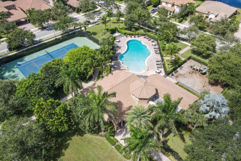 House in Jupiter, Florida 5 bedrooms, 228.82 sq.m. № 1188736 - photo 29