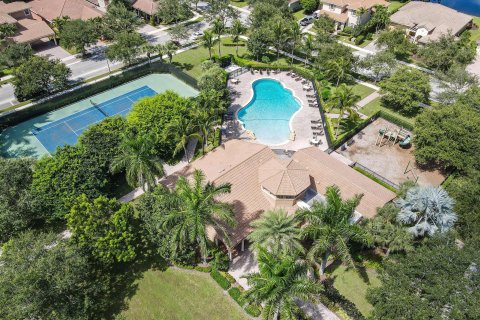 Villa ou maison à vendre à Jupiter, Floride: 5 chambres, 228.82 m2 № 1188736 - photo 4