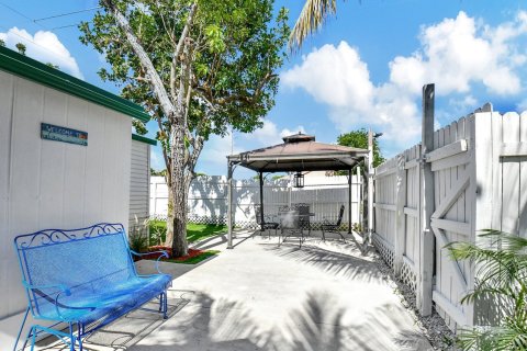 Casa en venta en Delray Beach, Florida, 5 dormitorios, 175.4 m2 № 1188738 - foto 21