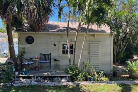 House in Lake Worth, Florida 3 bedrooms, 103.31 sq.m. № 1238761 - photo 5