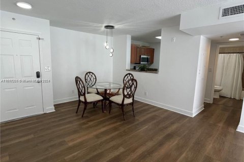 Copropriété à vendre à Dania Beach, Floride: 2 chambres, 119.1 m2 № 1238759 - photo 22