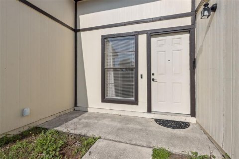 Townhouse in Orlando, Florida 2 bedrooms, 110.37 sq.m. № 1337166 - photo 5