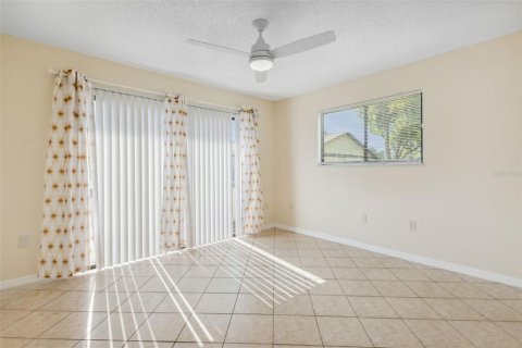 Townhouse in Orlando, Florida 2 bedrooms, 110.37 sq.m. № 1337166 - photo 26