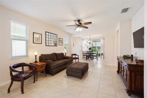 Villa ou maison à vendre à Ocala, Floride: 2 chambres, 129.32 m2 № 541606 - photo 5