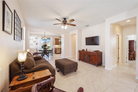 Villa ou maison à vendre à Ocala, Floride: 2 chambres, 129.32 m2 № 541606 - photo 4