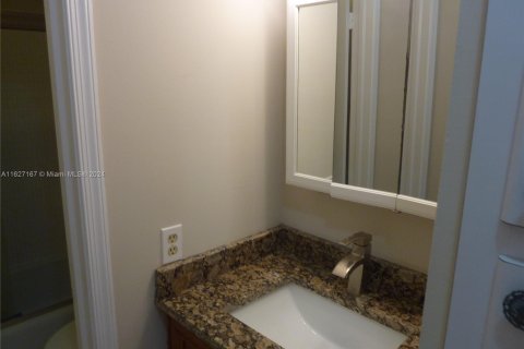 Copropriété à vendre à Pompano Beach, Floride: 1 chambre, 61.97 m2 № 1281309 - photo 28