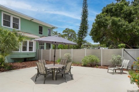 Casa en venta en Sarasota, Florida, 6 dormitorios, 304.81 m2 № 1277470 - foto 6