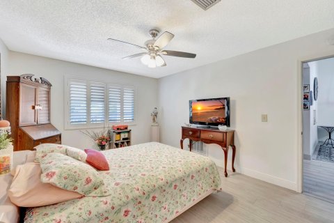 Condo in Tamarac, Florida, 2 bedrooms  № 1207495 - photo 5