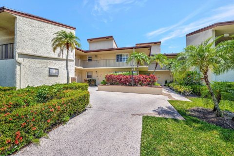 Condo in Tamarac, Florida, 2 bedrooms  № 1207495 - photo 3