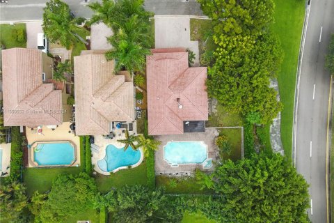 Villa ou maison à vendre à Coral Springs, Floride: 5 chambres № 1095035 - photo 28
