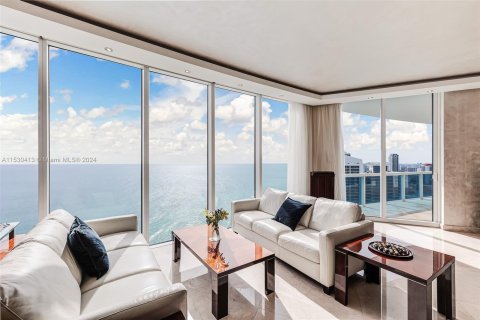 Copropriété à vendre à Hollywood, Floride: 5 chambres, 472.5 m2 № 1000157 - photo 3