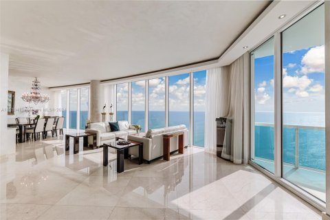 Copropriété à vendre à Hollywood, Floride: 5 chambres, 472.5 m2 № 1000157 - photo 2