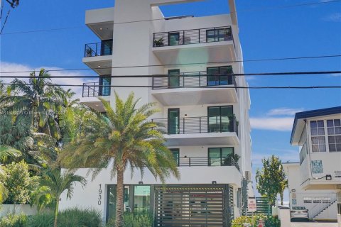 Copropriété à vendre à Miami Beach, Floride: 3 chambres, 236.99 m2 № 1000156 - photo 2