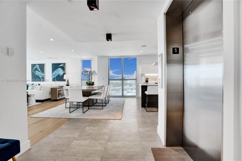 Copropriété à vendre à Miami Beach, Floride: 3 chambres, 236.99 m2 № 1000156 - photo 14