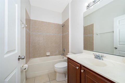 Casa en venta en Orlando, Florida, 4 dormitorios, 172.98 m2 № 1426987 - foto 17