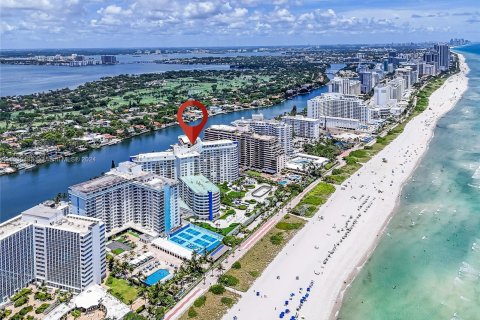 Copropriété à vendre à Miami Beach, Floride: 2 chambres, 96.62 m2 № 1306099 - photo 21