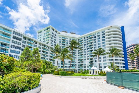 Copropriété à vendre à Miami Beach, Floride: 2 chambres, 96.62 m2 № 1306099 - photo 28