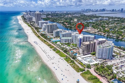 Copropriété à vendre à Miami Beach, Floride: 2 chambres, 96.62 m2 № 1306099 - photo 22