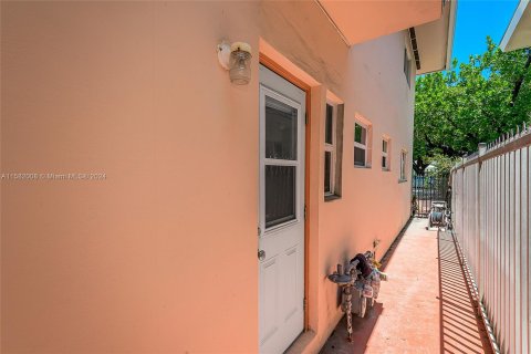 Copropriété à vendre à Miami Beach, Floride: 40.88 m2 № 1167821 - photo 24