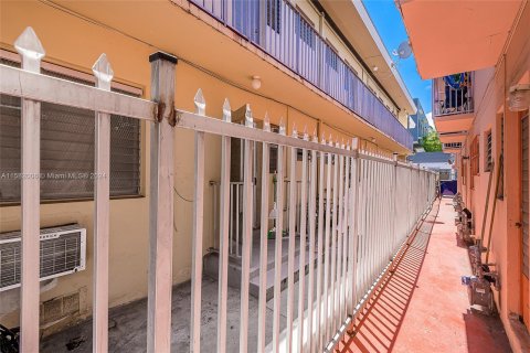 Copropriété à vendre à Miami Beach, Floride: 40.88 m2 № 1167821 - photo 25