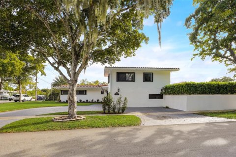 Casa en venta en North Miami, Florida, 4 dormitorios, 204.94 m2 № 830093 - foto 6