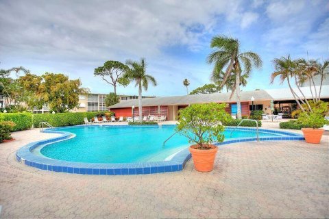 Copropriété à vendre à Lake Worth, Floride: 2 chambres, 83.05 m2 № 959475 - photo 9