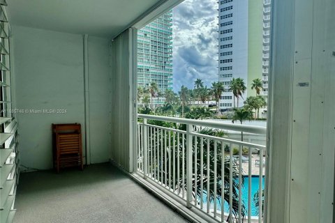 Copropriété à vendre à Fort Lauderdale, Floride: 3 chambres, 123.47 m2 № 1427295 - photo 16